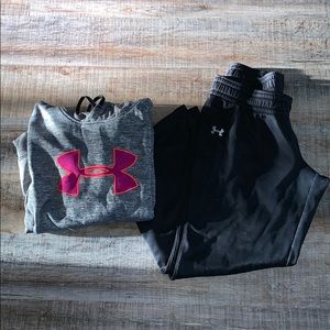 Under Armor Sweatpants and Sweatshirt Bundle